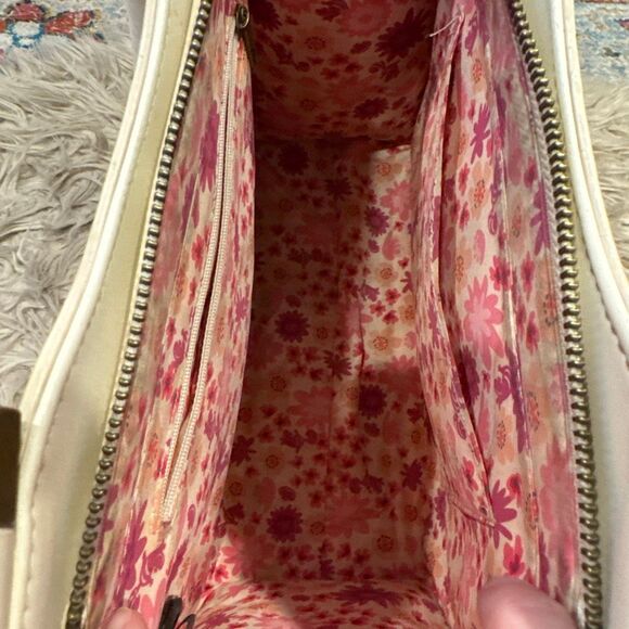 Loungefly alice in wonderland purse - Picture 5 of 9